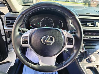 2012 Lexus CT 200h   - Photo 19 - San Diego, CA 92120