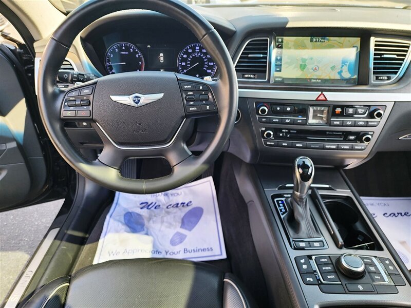 2016 Hyundai Genesis 3.8 photo 7