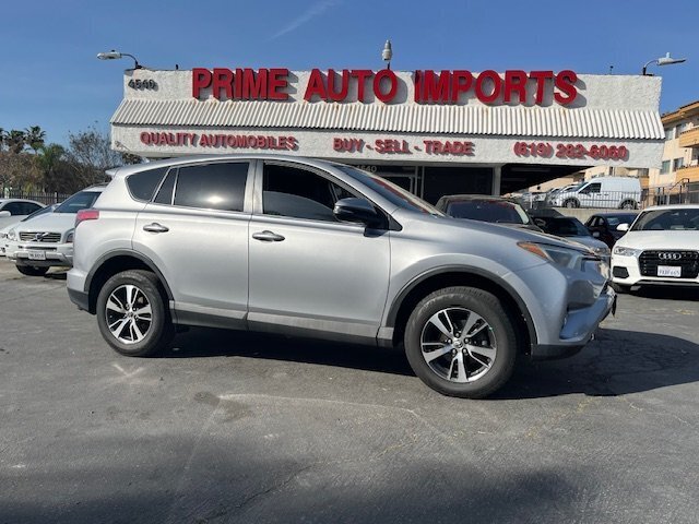 2018 Toyota RAV4 XLE   - Photo 1 - San Diego, CA 92120