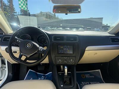 2017 Volkswagen Jetta 1.4T SE   - Photo 10 - San Diego, CA 92120