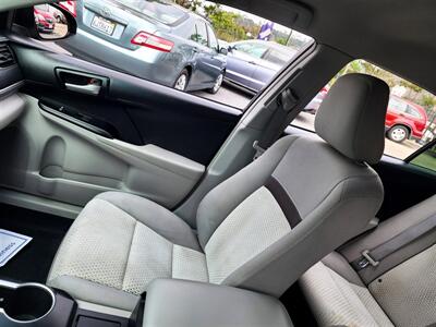 2014 Toyota Camry LE   - Photo 14 - San Diego, CA 92120