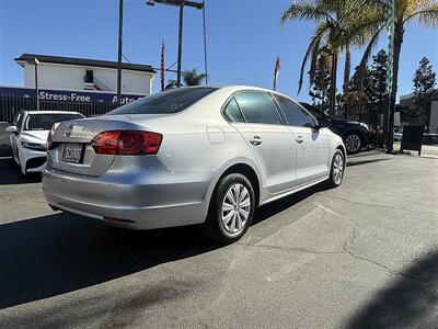 2012 Volkswagen Jetta   - Photo 17 - San Diego, CA 92120