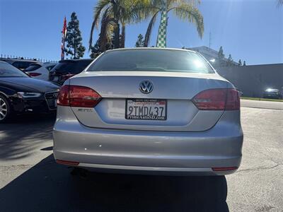 2012 Volkswagen Jetta   - Photo 13 - San Diego, CA 92120