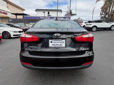 2015 Kia Forte LX - Photo 3 - San Diego, CA 92120