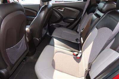 2011 Hyundai TUCSON GLS - Photo 10 - San Diego, CA 92120