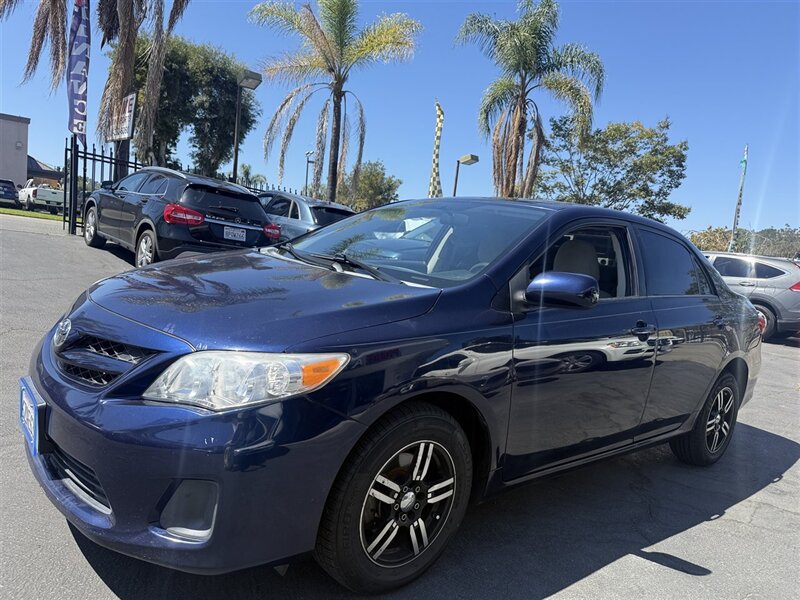 2011 Toyota Corolla LE  