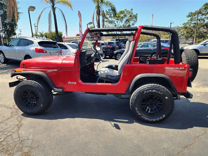 1995 Jeep Wrangler S photo 4