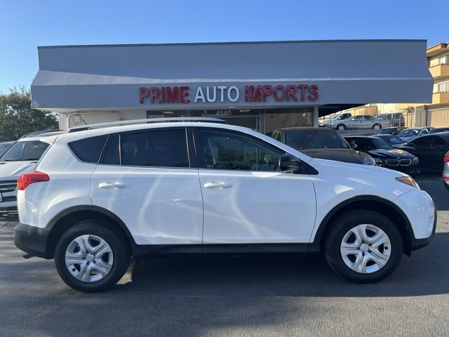 2014 Toyota RAV4 LE  
