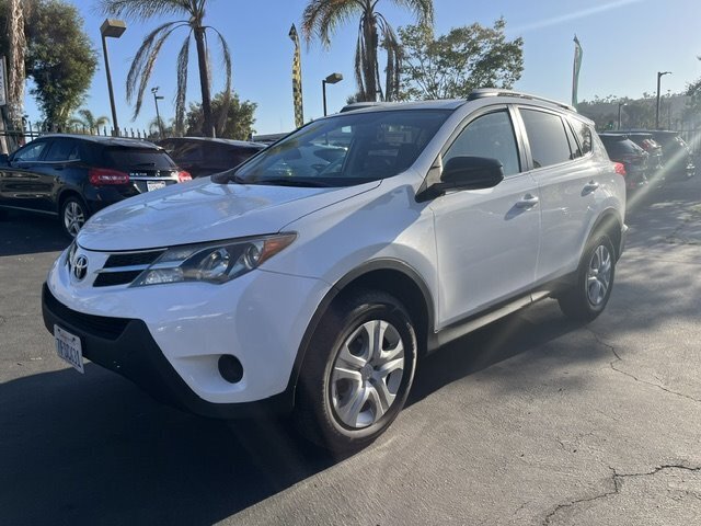 2014 Toyota RAV4 LE  