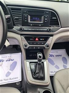 2017 Hyundai ELANTRA SE   - Photo 37 - San Diego, CA 92120