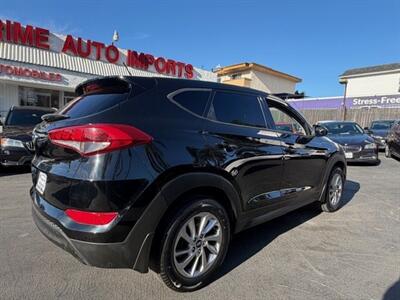 2018 Hyundai TUCSON SE - Photo 2 - San Diego, CA 92120
