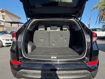 2018 Hyundai TUCSON SE - Photo 4 - San Diego, CA 92120