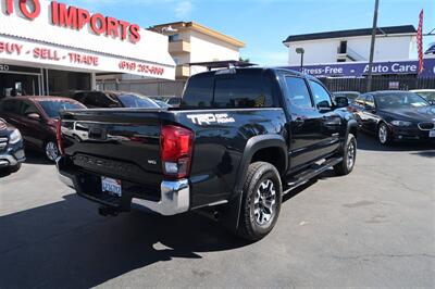 2019 Toyota Tacoma TRD Off-Road   - Photo 18 - San Diego, CA 92120