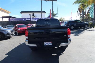 2019 Toyota Tacoma TRD Off-Road   - Photo 15 - San Diego, CA 92120