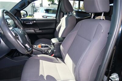 2019 Toyota Tacoma TRD Off-Road   - Photo 11 - San Diego, CA 92120