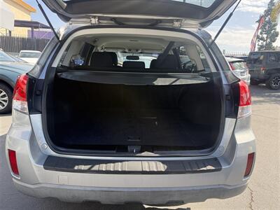 2010 Subaru Outback 2.5i Premium - Photo 8 - San Diego, CA 92120