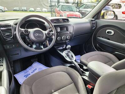 2015 Kia Soul   - Photo 21 - San Diego, CA 92120