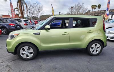 2015 Kia Soul   - Photo 10 - San Diego, CA 92120