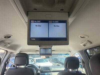 2010 Volkswagen Routan SE - Photo 14 - San Diego, CA 92120