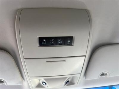 2010 Volkswagen Routan SE - Photo 17 - San Diego, CA 92120