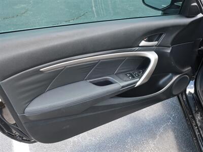 2010 Honda Accord EX-L V6 w/Navi   - Photo 12 - Lakeland, FL 33801