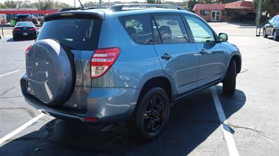 2009 Toyota RAV4   - Photo 7 - Lakeland, FL 33801