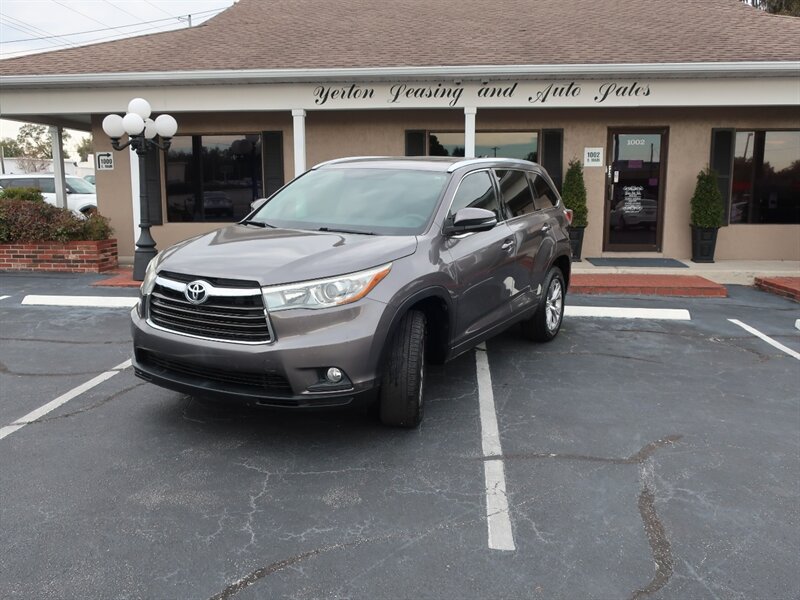 2015 Toyota Highlander XLE  