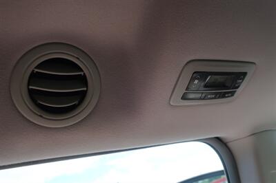2013 Toyota Sienna XLE 8-Passenger - Photo 31 - Lakeland, FL 33801