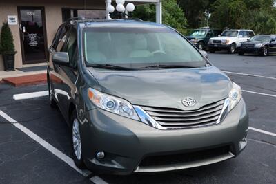 2013 Toyota Sienna XLE 8-Passenger - Photo 3 - Lakeland, FL 33801