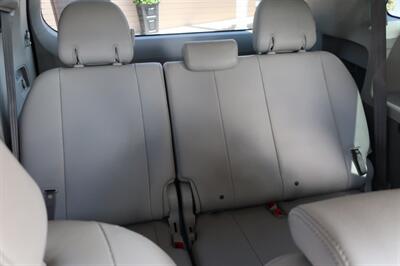 2013 Toyota Sienna XLE 8-Passenger - Photo 36 - Lakeland, FL 33801