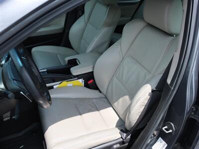 2010 Acura TL SH-AWD w/Tech - Photo 17 - Lakeland, FL 33801