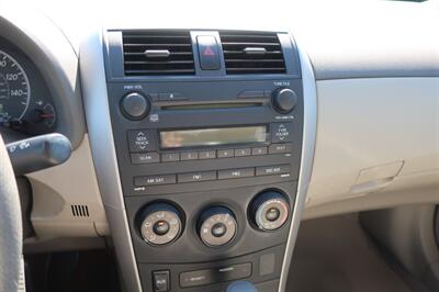 2009 Toyota Corolla LE   - Photo 19 - Lakeland, FL 33801