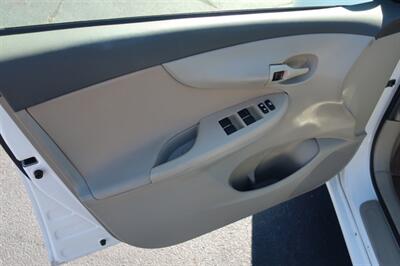 2009 Toyota Corolla LE   - Photo 13 - Lakeland, FL 33801