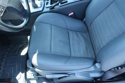 2011 Volvo C30 T5   - Photo 9 - Lakeland, FL 33801