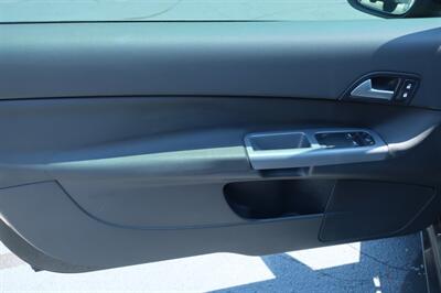 2011 Volvo C30 T5   - Photo 6 - Lakeland, FL 33801