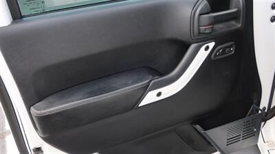 2014 Jeep Wrangler Polar Edition - Photo 14 - Lakeland, FL 33801