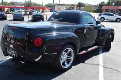 2004 Chevrolet SSR LS   - Photo 7 - Lakeland, FL 33801