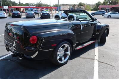 2004 Chevrolet SSR LS   - Photo 37 - Lakeland, FL 33801