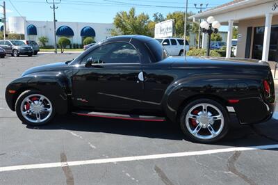 2004 Chevrolet SSR LS   - Photo 11 - Lakeland, FL 33801