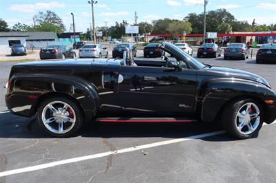 2004 Chevrolet SSR LS   - Photo 36 - Lakeland, FL 33801