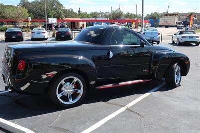 2004 Chevrolet SSR LS   - Photo 6 - Lakeland, FL 33801