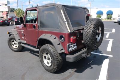 2001 Jeep Wrangler Sport   - Photo 11 - Lakeland, FL 33801