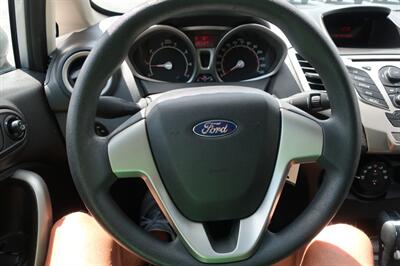 2012 Ford Fiesta SE   - Photo 26 - Lakeland, FL 33801