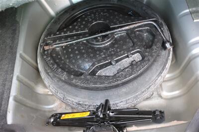2012 Ford Fiesta SE   - Photo 13 - Lakeland, FL 33801