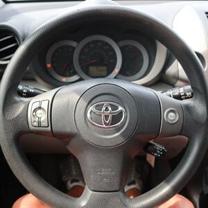 2012 Toyota RAV4 - Photo 17 - Lakeland, FL 33801