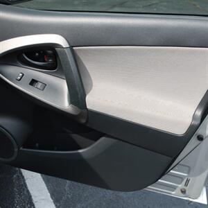 2012 Toyota RAV4 - Photo 25 - Lakeland, FL 33801