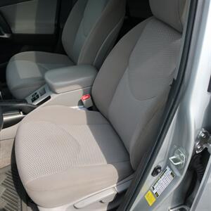2012 Toyota RAV4 - Photo 13 - Lakeland, FL 33801