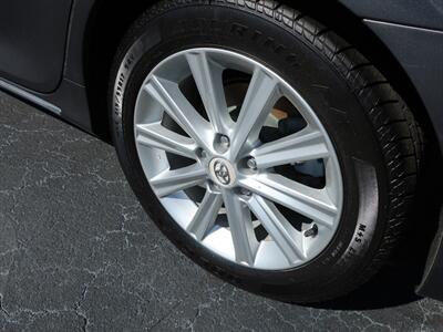 2012 Toyota Camry XLE   - Photo 36 - Lakeland, FL 33801