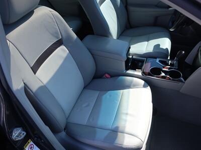 2012 Toyota Camry XLE   - Photo 27 - Lakeland, FL 33801