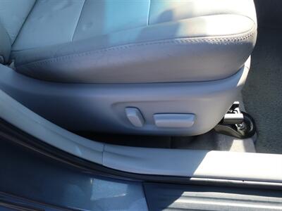 2012 Toyota Camry XLE   - Photo 28 - Lakeland, FL 33801